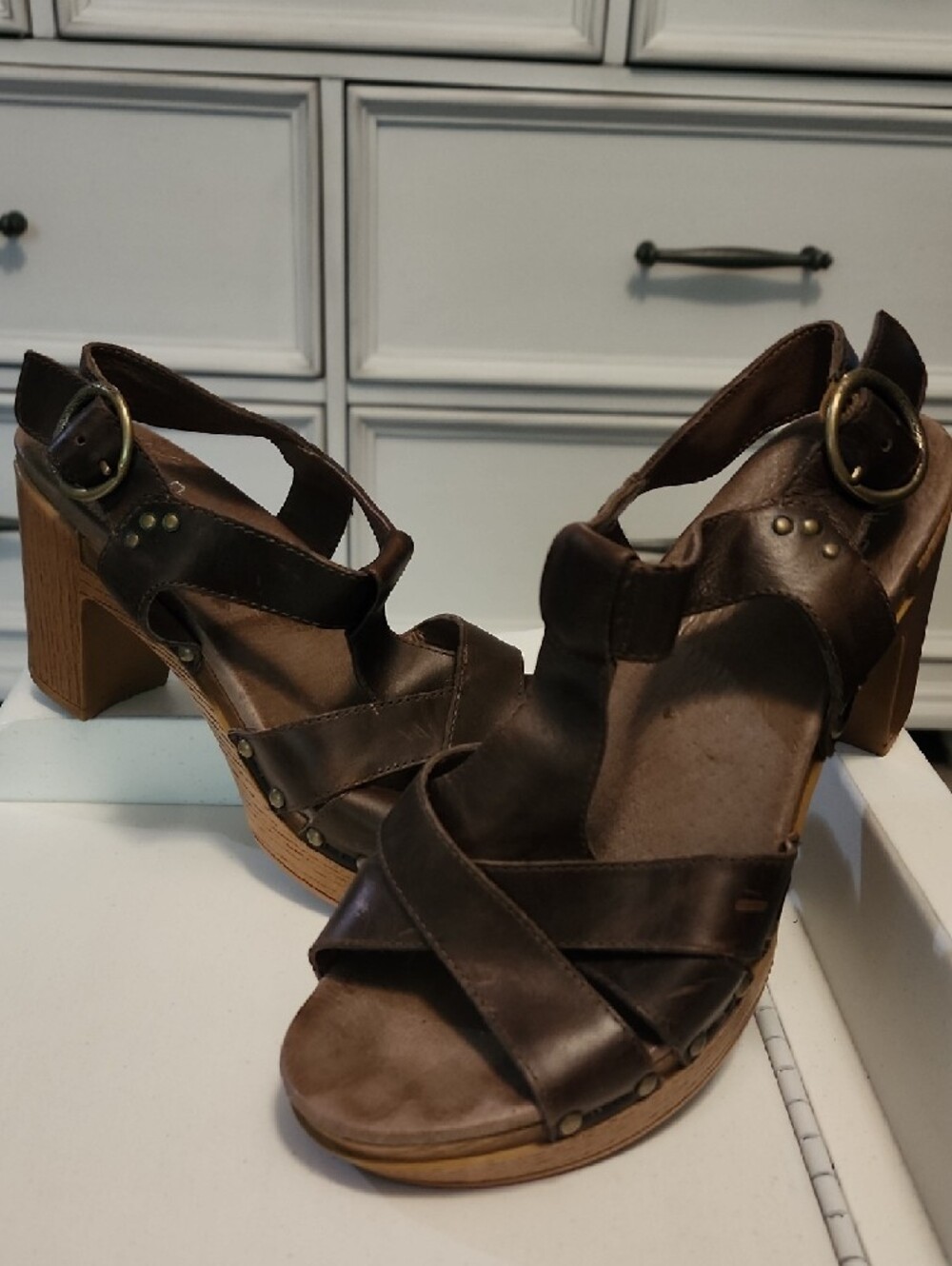 Dansko Brown Leather Cross-Strap Ankle Buckle Sandals - Picture 2 of 5